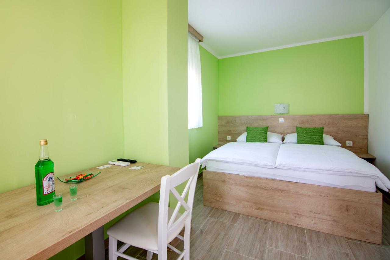 Rooms Sajina Podgrad  外观 照片